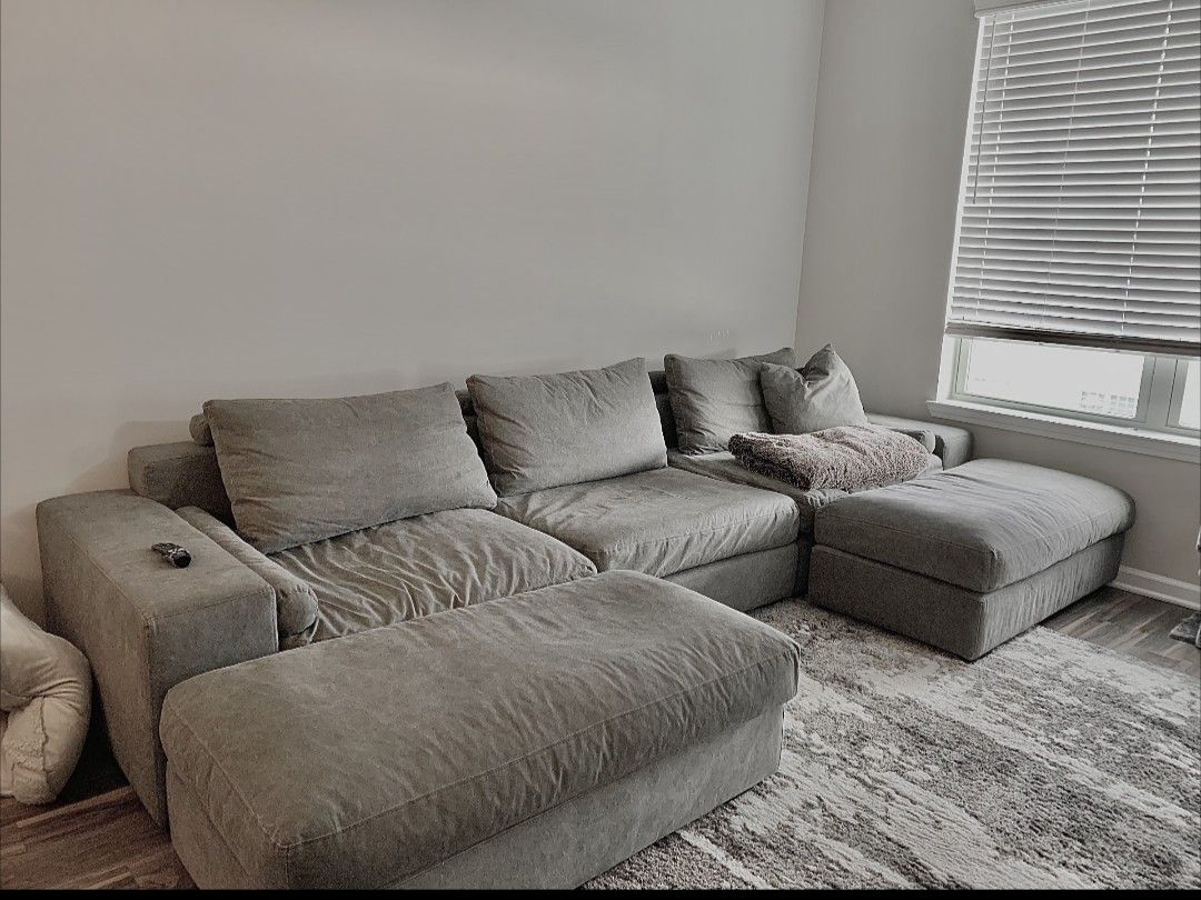 Four hands 5 Piece Grey Couch
