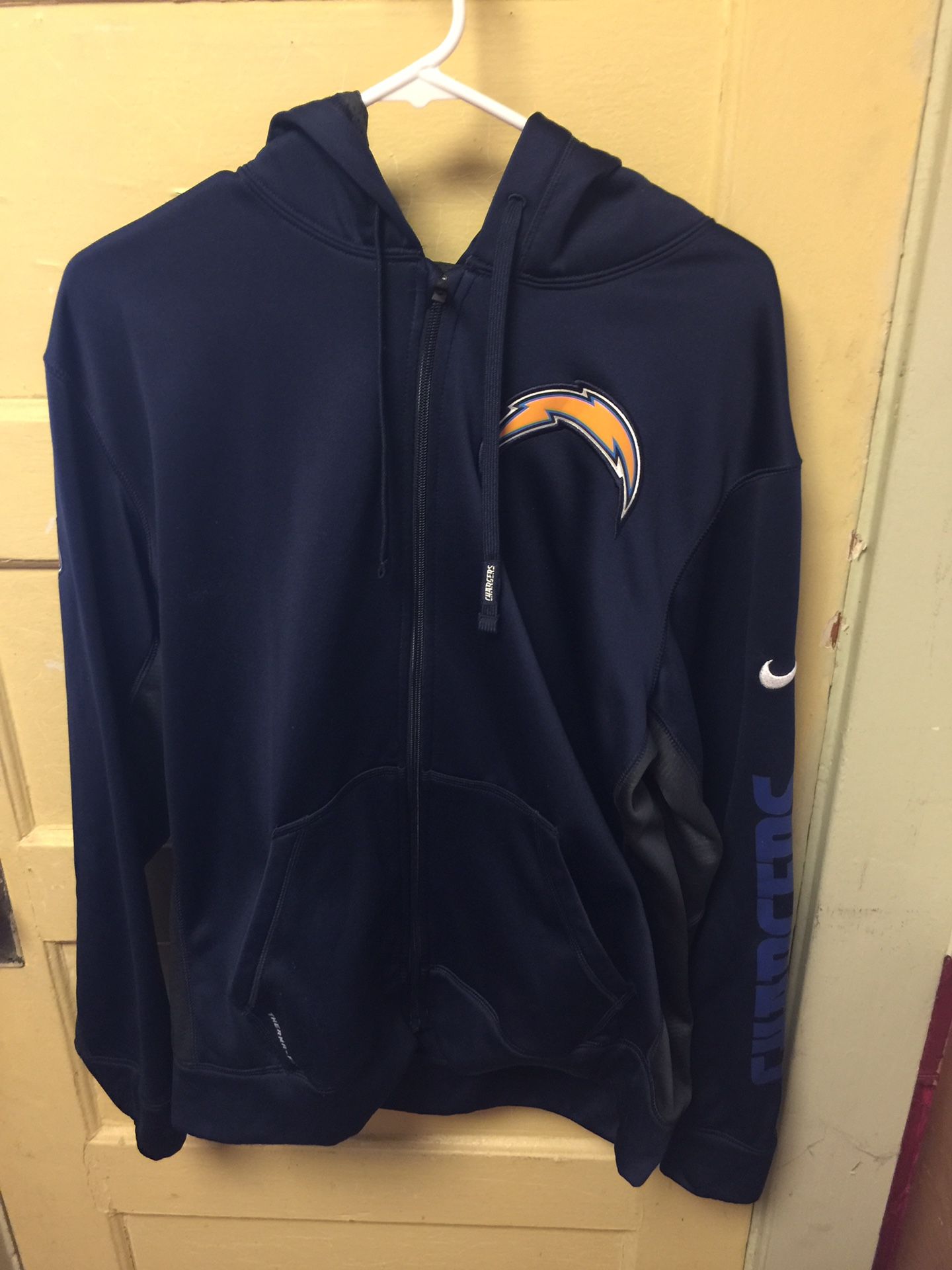 San Diego Chargers Splash Back Vintage Retro Football Jacket for Sale in San  Diego, CA - OfferUp