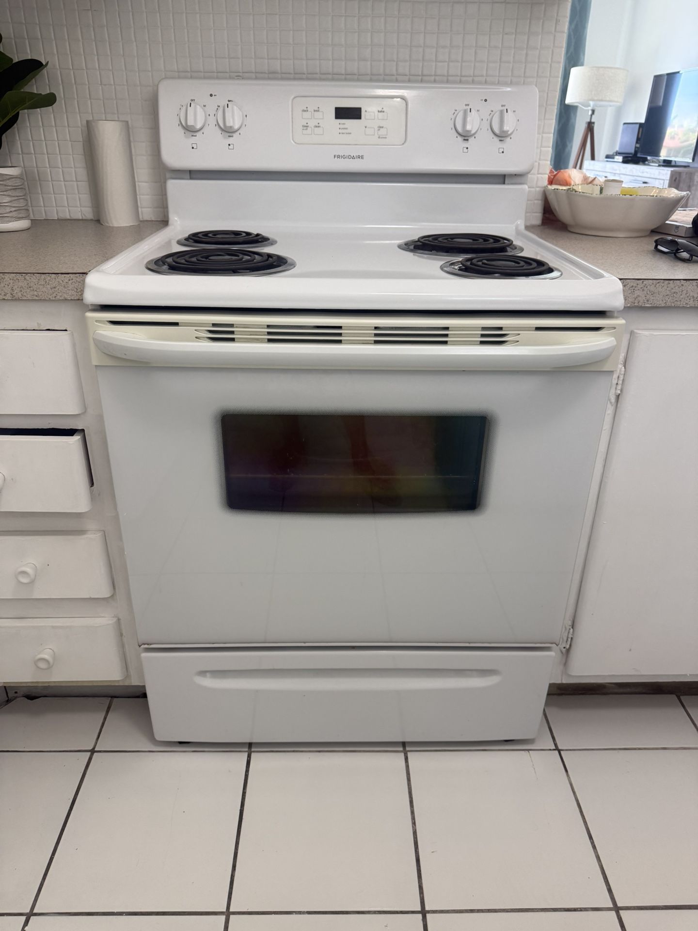 Frigidaire Stove Oven 