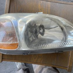 96-98 Honda Civic Passenger Headlight