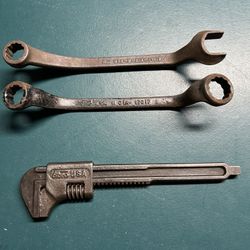 Antique Ford Tools