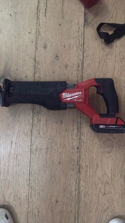 Milwaukee Fuel M18 Sawzall Reciprocating Saw