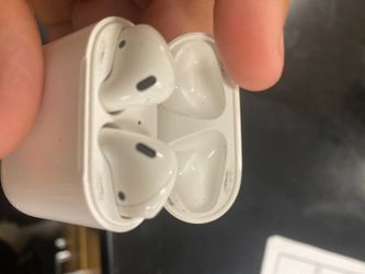 AirPods