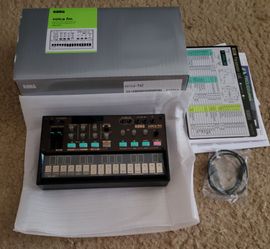 Korg Volca fm2