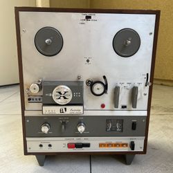 Akai X-1800SD Reel To Reel And 8 Track Player/recorder