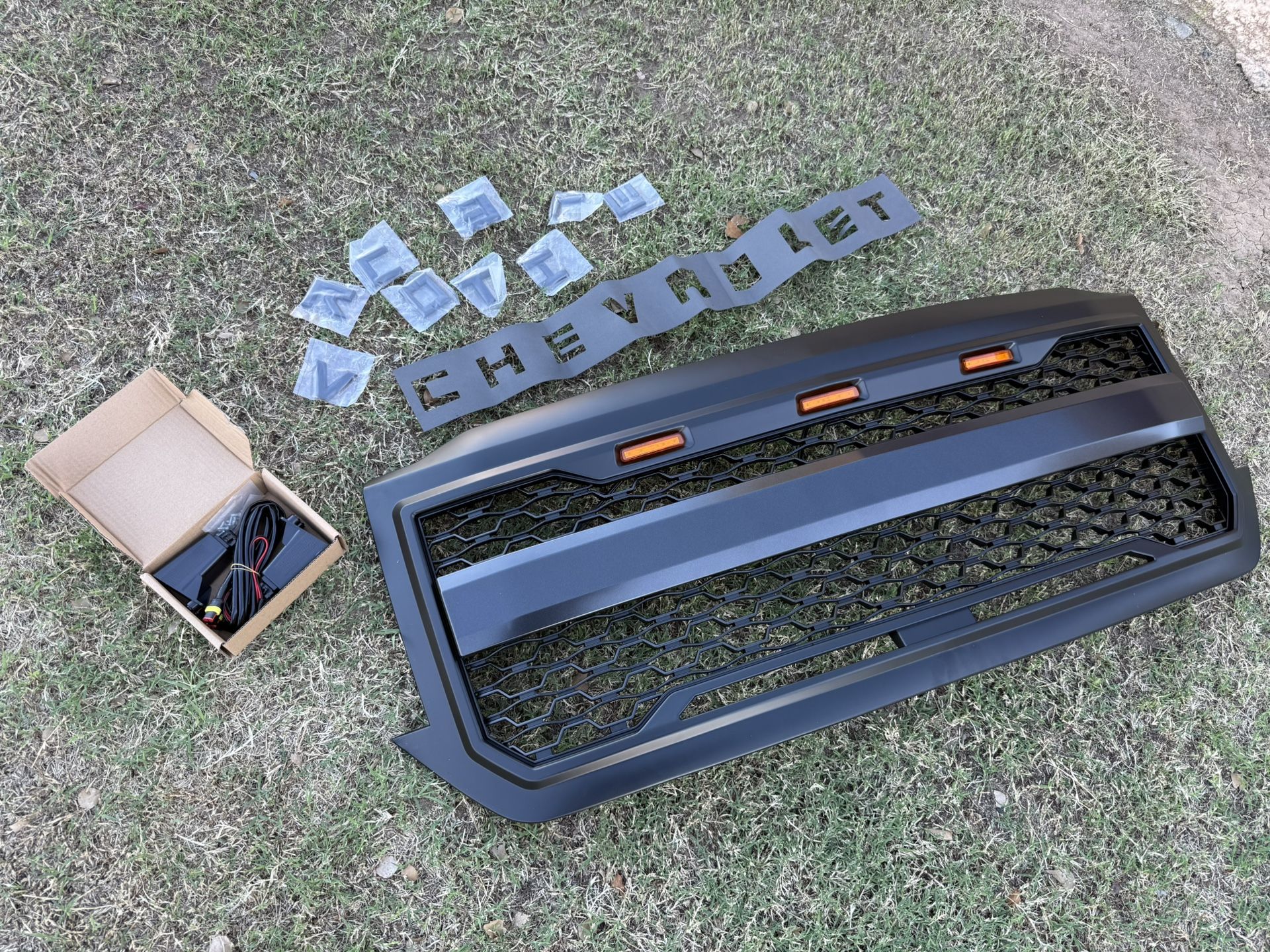 16 to 18 Chevy Silverado Raptor Style Grill
