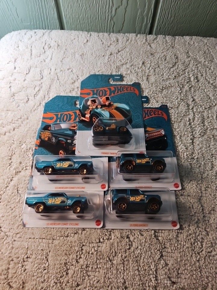 2024 Hot Wheels 56th Anniversary Pearl and Chrome Mix 2 Set of 5