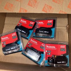 Makita 18v LXT 2.0 Ah Batteries (5 available)