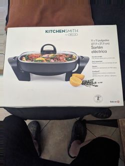 Electric skillet