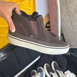 Vans MTE Men’s 6.5 // Women’s 8