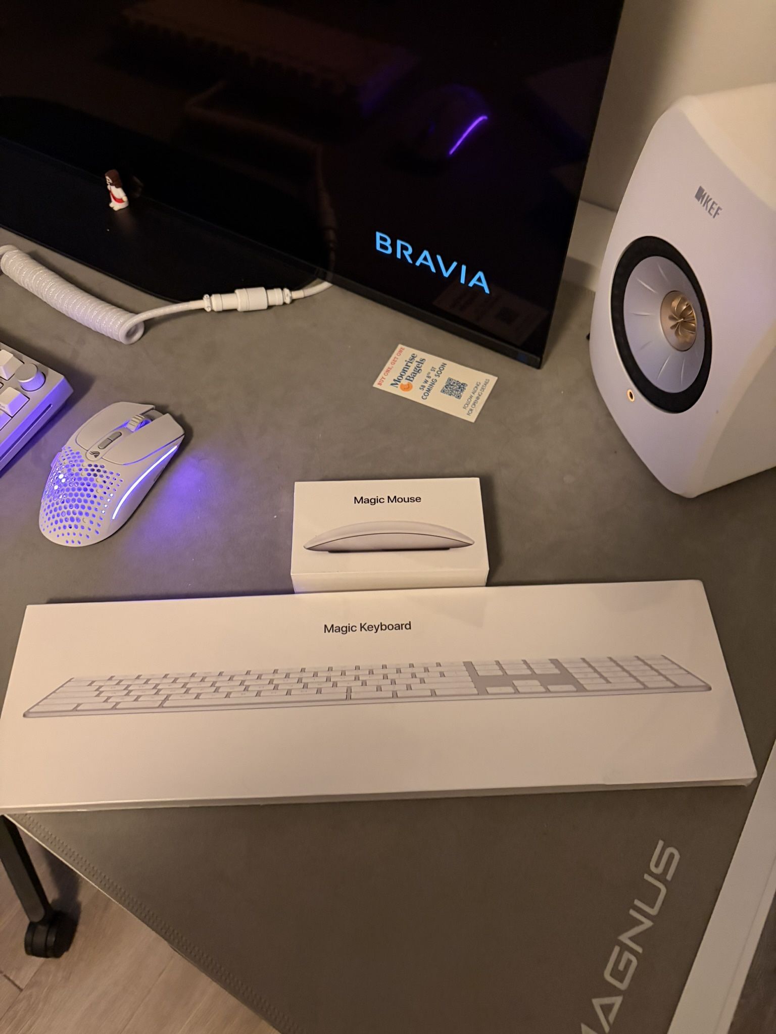 Apple Magic Mouse And Keyboard
