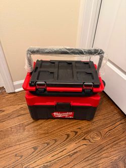 M18 FUEL PACKOUT 18-Volt Lithium-Ion Cordless 2.5 Gal. Wet/Dry Vacuum (Vacuum-Only)