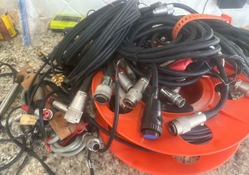 Huge lot of audio video cable microphones setup etc