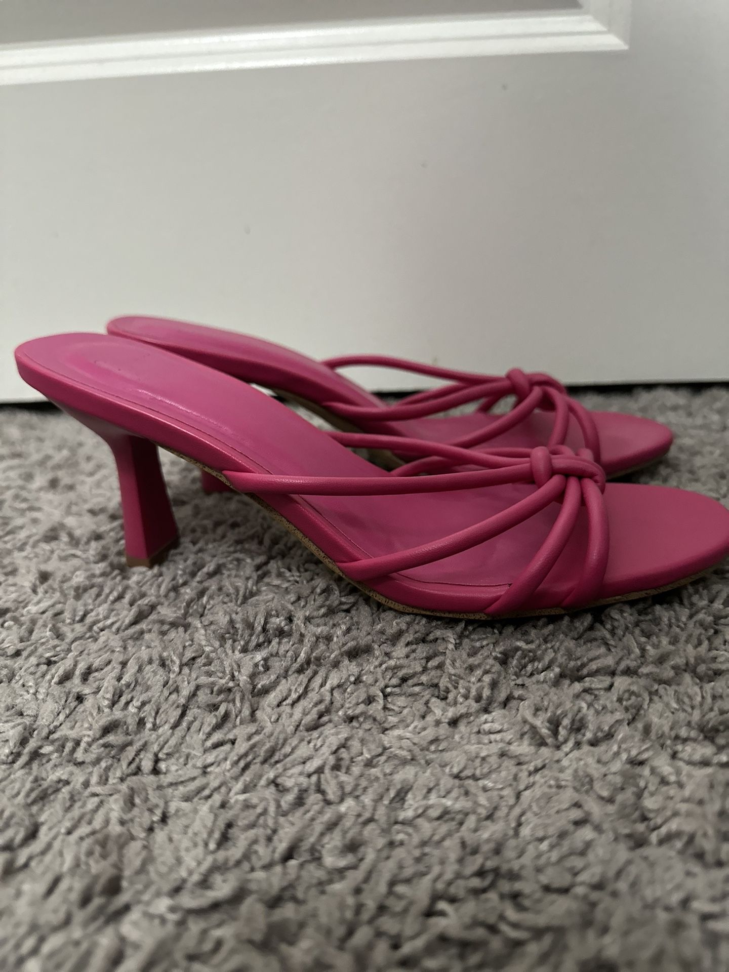 Cute hot Pink Heels ✨🩷