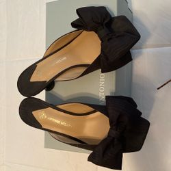 New Antonio Melani Heels 