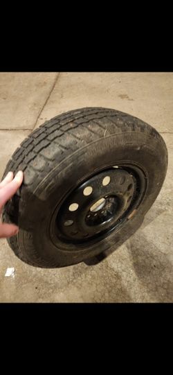Studded snow tires with Universal Rims(GM)