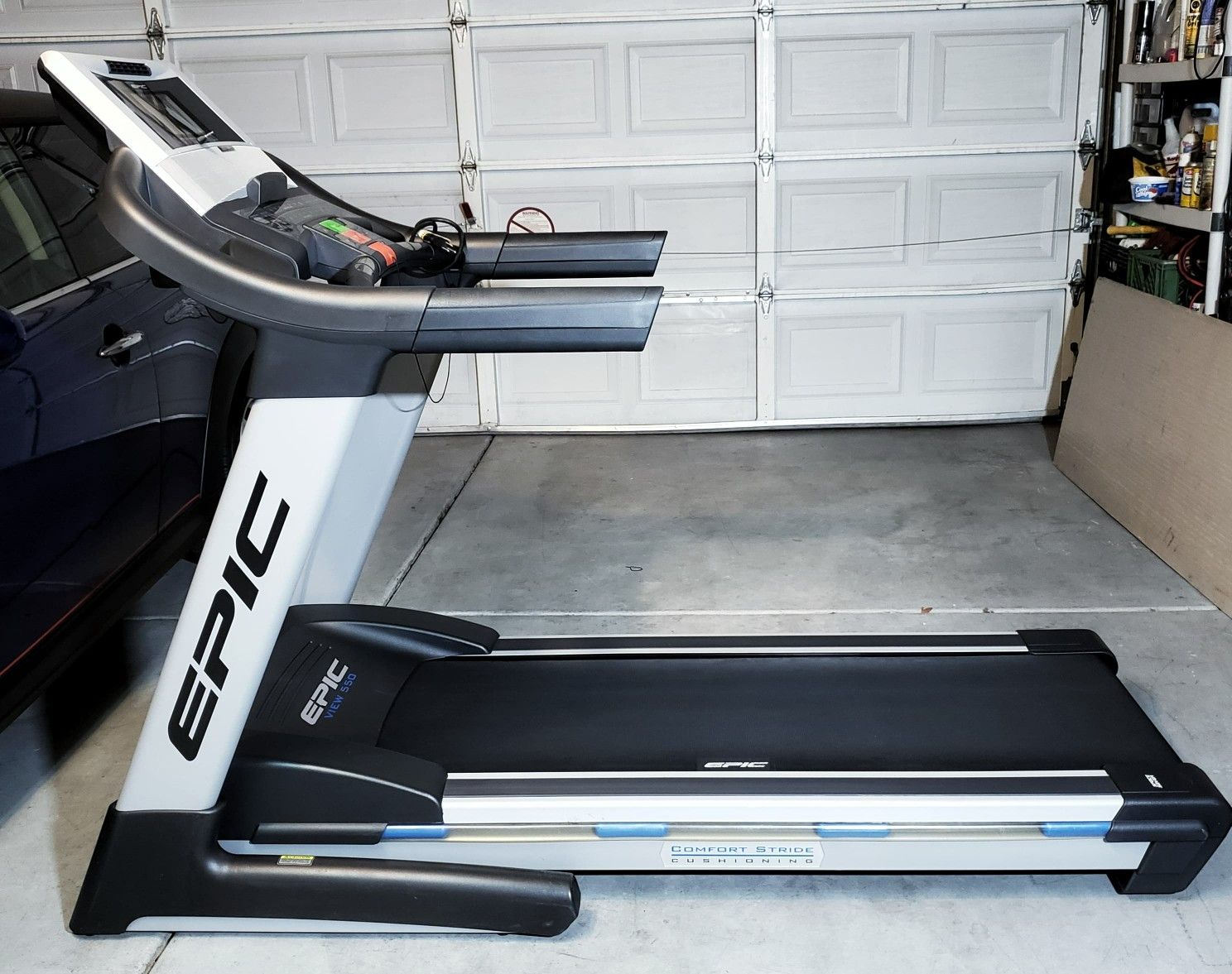 Epic View 550 Treadmill