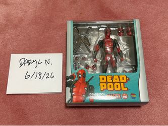 Mafex Deadpool No. 82 (Opened)