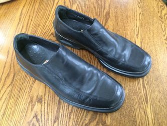 Cole Haan/Nike Air mens black slip-on dress shoes, sz 10.5