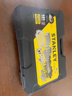 181 pieces Stanley tool set