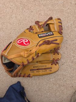 *LOOK**Rawlings 11.25 inch/flat 116