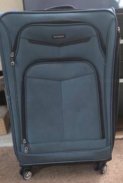 Samsonite Softside Spinner Suitcase (Teal)