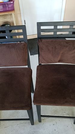 Dinette chairs in good condition 2 chairs