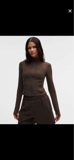 Luluemon crop define jacket