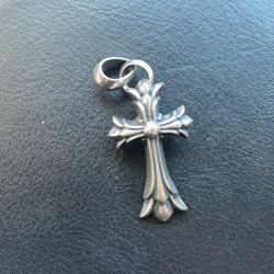 Chrome Heart pendant