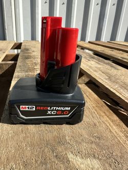 Milwaukee M12 12-Volt Lithium-lon XC Extended Capacity 6.0Ah Battery Pack NEW $85