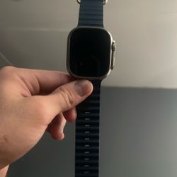 Apple Watch Ultra 2 49mm (clean and great condition)