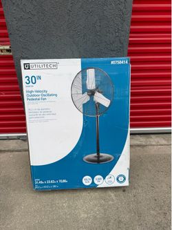 Brand new 30-in High Velocity Indoor/Outdoor Oscillating Pedestal Fan