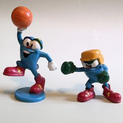 Vintage 1996 Olympic Mascot IZZY Basketball And Boxing Figure Dated 1995.