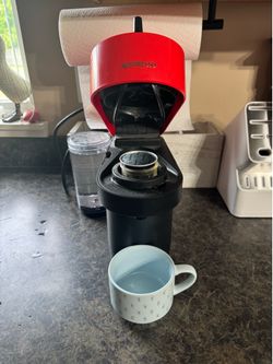 Red nespresso vertuo pop