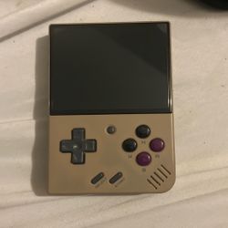 Fake Game boy With 600+ Real Games From Many Brands and Game Systems