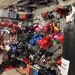 Boxing Gloves, Hand, Wraps, Punching Bags, Ufc Gloves, Headgear, Training, Gear, And More