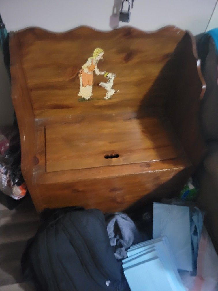 Vintage Bench With Storage