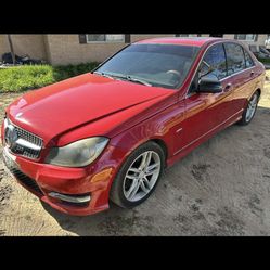 2013 Mercedes Benz C250