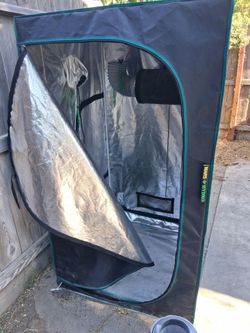 MARS HYDRO GROW TENT