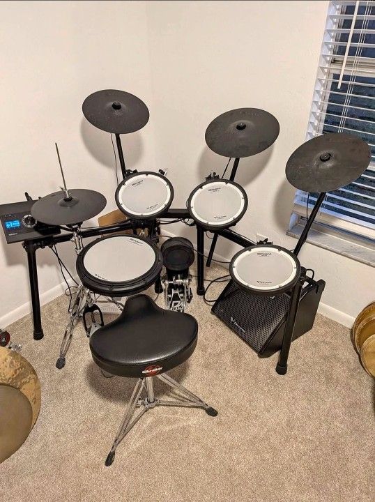 Roland-TD-17 Drum-Kit