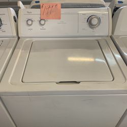 Whirlpool Washing Machine Washer White  . Warehouse pricing.   Warranty  . Delivery Available . 2522 Market st. 33901
