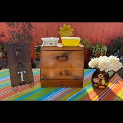 Vintage Farm House Wooden Bread/spice Storage Box