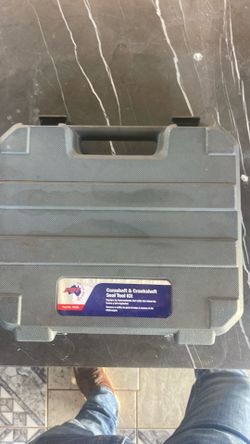 Camshaft &crankshaft seal tool kit