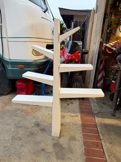 Free tree book shelf.