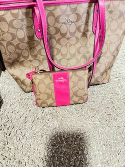 Coach Signature Tote Bag with Wristlet