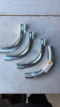 Galvanized Steel Conduit Elbow Bends – Set of 4