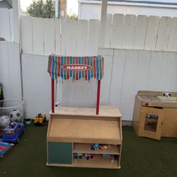 FREE KIDS PLAY SETS