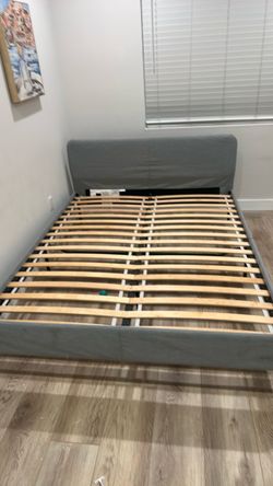 IKEA bed queen size