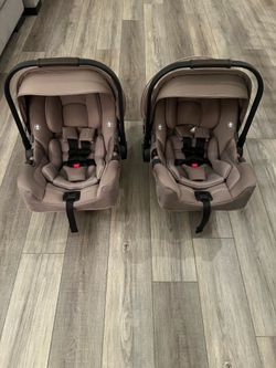 2 Nuna PIPA RX Car Seats + 4 Bases - Twin Set - Excellent Condition