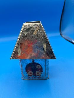 Coca-Cola tin metal lamp w/shade